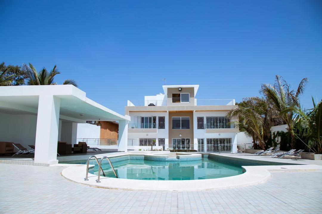 Villa Somone Pied Dans L'Eau Exterior foto